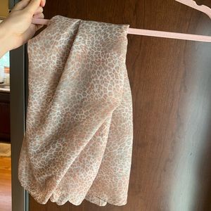 Guess by Marciano pink cheetah scarf